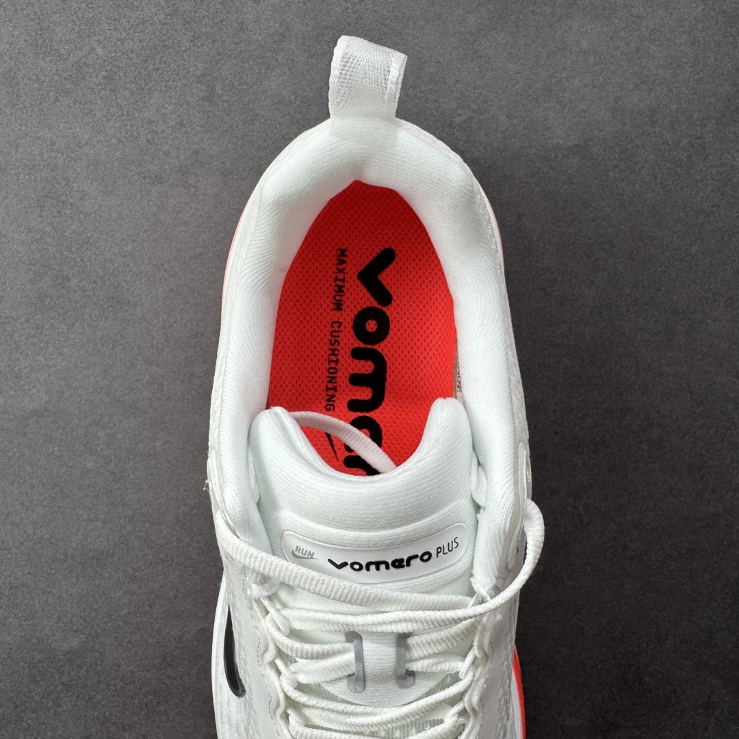 图片[7]-【公司级】Nike VOMERO PLUS 耐克 舒适减震防滑 低帮跑步鞋 全掌ReactX泡绵中底 前掌和后跟还配备了Air Zoom气垫单元 据说跑起来更快更舒适哦 这次最大的升级点 首次引入了ReactX泡绵 货号：HV8150-100 尺码：36 36.5 37.5 38 38.5 39 40 40.5 41 42 42.5 43 44 45-选品中心