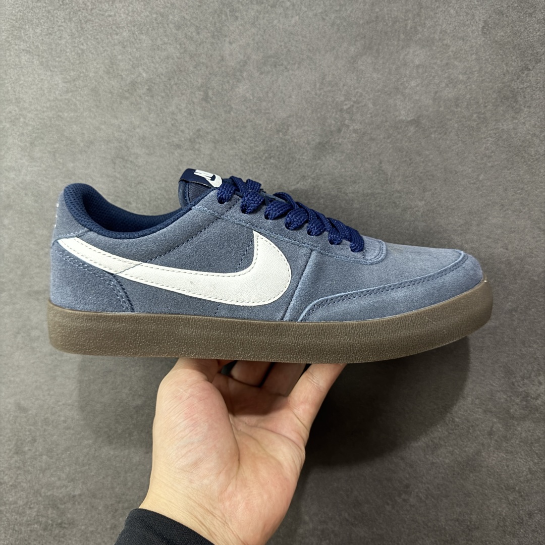 【公司级】Nike Killshot 2 耐克 低帮 白蓝色 男女同款 减震耐磨低邦板鞋 元年款低帮网球鞋中汲取灵感，采用丰富纹理皮革焕新鞋面设计，塑就新颖外观。鞋面采用丰富纹理柔软舒适皮革打造，部分位置以皮革加以点缀；打造时尚休闲风范，后跟位置Nike字母印花，鞋身两侧Swoosh Logo采用蓝色点缀，鞋舌绣标上Nike Swooshh Logo辅以b白色刺绣呈现，最后以米白色中底及同色橡胶外底完善整体设计收尾。 货号：FQ8903-400 尺码：35.5 36 36.5 37.5 38 38.5 39 40 40.5 41 42 42.5 43 44 44.5 45 编码：HXSA210220-选品中心