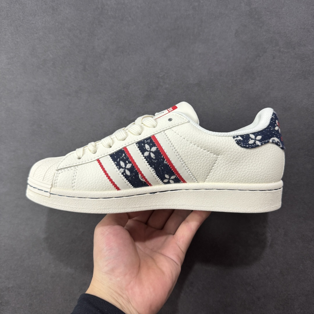 图片[2]-【定制版】AD Originals Superstar x Louis Vuitton 白黑 采用全新头层拼接皮革材质 后跟采用特色3D立体印字 渠道正品订单 诠释市场最高工艺水平 全鞋进口头层皮料打造 区别市面普通真标版本，进出专柜无压力 货号：JY8909 尺码：36-45 编码：CC290300-选品中心