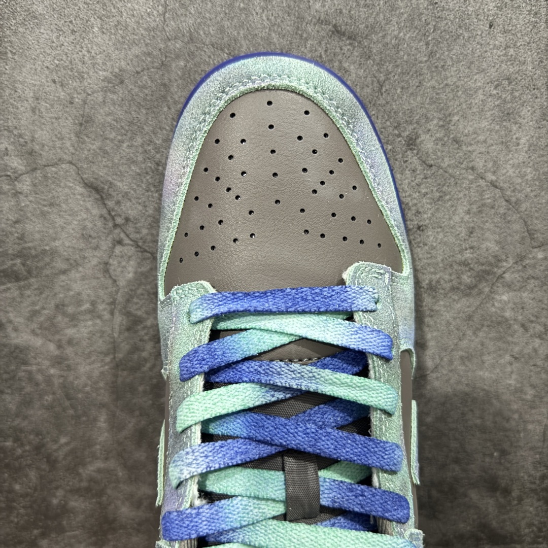 图片[5]-【史诗版】Nike Dunk Low \”Panda\” 趣味熊猫 低帮休闲板鞋 #鞋身框架是扎染风格，搭配同效果鞋带以及多处熊猫刺绣，并附赠贴纸，童趣十足。 货号： HQ9294-200 尺码：35.5 36 36.5 37.5 38 38.5 39 40 40.5 41 42 42.5 43 44 44.5 45 46 47-选品中心