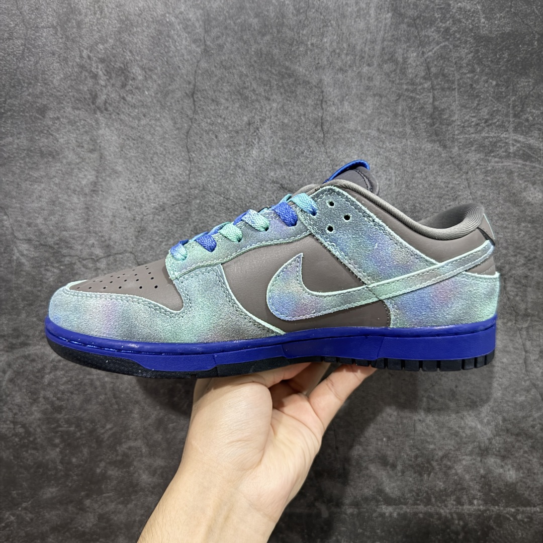 图片[2]-【史诗版】Nike Dunk Low \”Panda\” 趣味熊猫 低帮休闲板鞋 #鞋身框架是扎染风格，搭配同效果鞋带以及多处熊猫刺绣，并附赠贴纸，童趣十足。 货号： HQ9294-200 尺码：35.5 36 36.5 37.5 38 38.5 39 40 40.5 41 42 42.5 43 44 44.5 45 46 47-选品中心