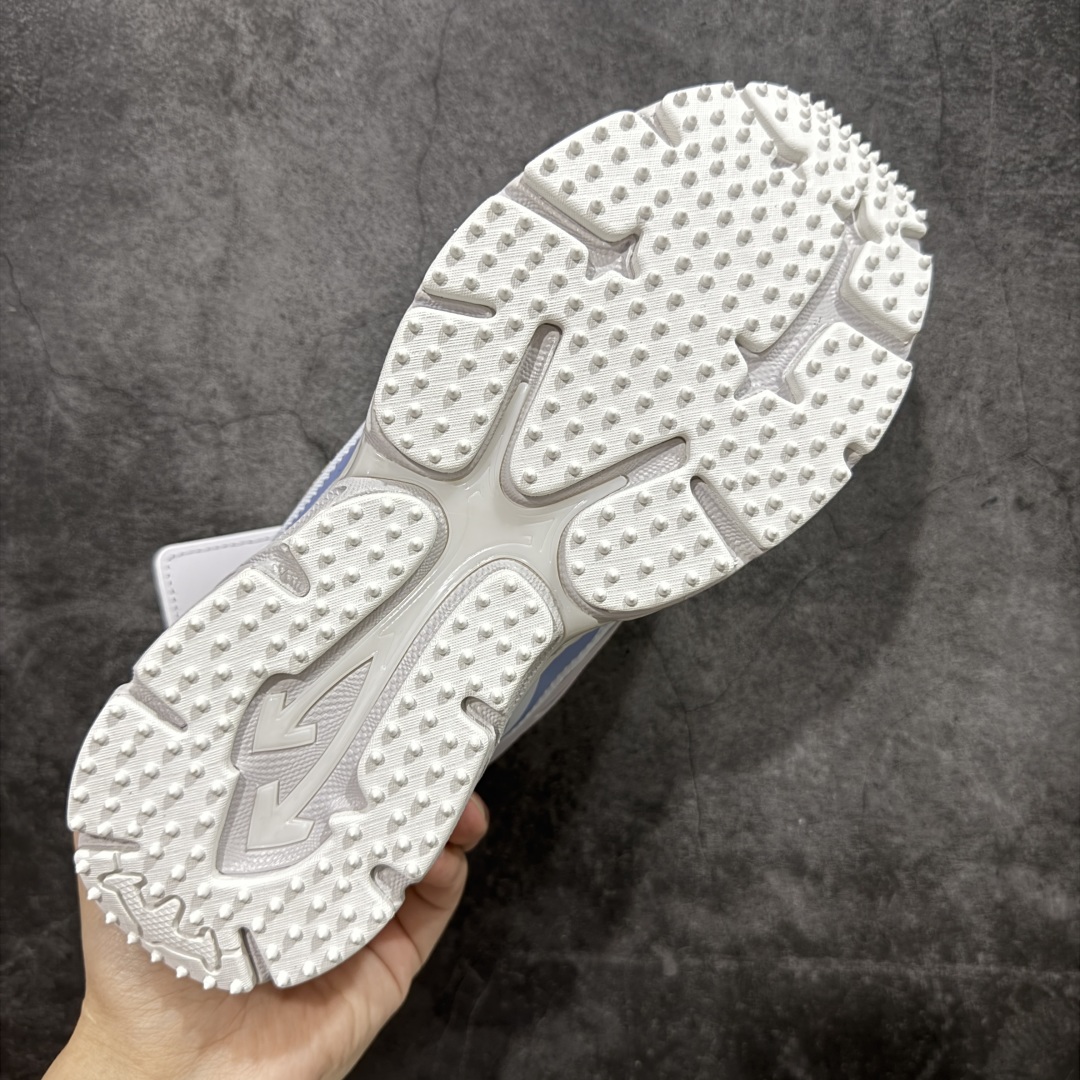 图片[9]-【纯原OK版本】Off-White 2024年OW最新款跑鞋 百分百原盒正确版 原楦原纸板数据开发 4层分离大底#鞋面采用3d立体打印和多种材料拼接而成#防滑耐磨透气性轻便跑鞋 作为曾经爆火 并且定位奢潮领域的标志性品牌 Off-White 仍需要不断更新符合当下潮流时尚的复古运动鞋款，以期收获基本盘消费者的关注 此次更新的 Off-White 新款运动鞋将经典复古老爹鞋细节设计更加夸张化 并将标志性箭头设计置于显著位置 除此之外 整个系列的色彩搭配也可谓纷繁多样 总有一款适合你 尺码：36 37 38 39 40 41 42 43 44 45 46 47-选品中心