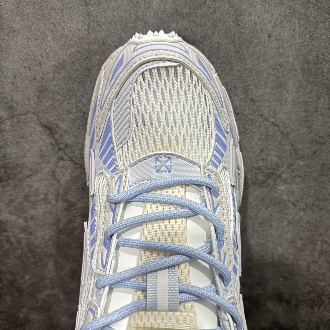 图片[5]-【纯原OK版本】Off-White 2024年OW最新款跑鞋 百分百原盒正确版 原楦原纸板数据开发 4层分离大底#鞋面采用3d立体打印和多种材料拼接而成#防滑耐磨透气性轻便跑鞋 作为曾经爆火 并且定位奢潮领域的标志性品牌 Off-White 仍需要不断更新符合当下潮流时尚的复古运动鞋款，以期收获基本盘消费者的关注 此次更新的 Off-White 新款运动鞋将经典复古老爹鞋细节设计更加夸张化 并将标志性箭头设计置于显著位置 除此之外 整个系列的色彩搭配也可谓纷繁多样 总有一款适合你 尺码：36 37 38 39 40 41 42 43 44 45 46 47-选品中心