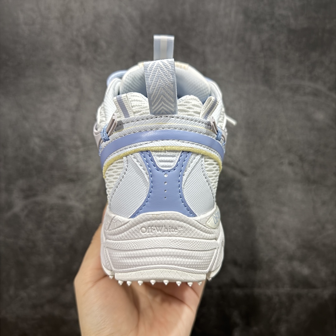 图片[4]-【纯原OK版本】Off-White 2024年OW最新款跑鞋 百分百原盒正确版 原楦原纸板数据开发 4层分离大底#鞋面采用3d立体打印和多种材料拼接而成#防滑耐磨透气性轻便跑鞋 作为曾经爆火 并且定位奢潮领域的标志性品牌 Off-White 仍需要不断更新符合当下潮流时尚的复古运动鞋款，以期收获基本盘消费者的关注 此次更新的 Off-White 新款运动鞋将经典复古老爹鞋细节设计更加夸张化 并将标志性箭头设计置于显著位置 除此之外 整个系列的色彩搭配也可谓纷繁多样 总有一款适合你 尺码：36 37 38 39 40 41 42 43 44 45 46 47-选品中心