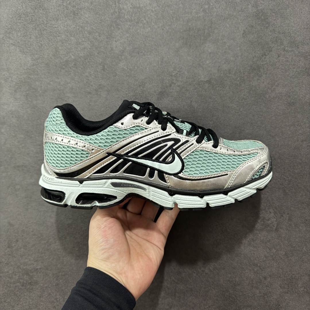 【公司级】Nike Air Max Moto 2K 百搭舒适耐磨 低帮跑步鞋 银绿 官方同步配色 夏季新款 低帮轻便休闲透气网面跑步鞋 货号: HQ2056-006 尺码: 36 36.5 37.5 38 38.5 39 40 40.5 41 42 42.5 43 44 45-选品中心
