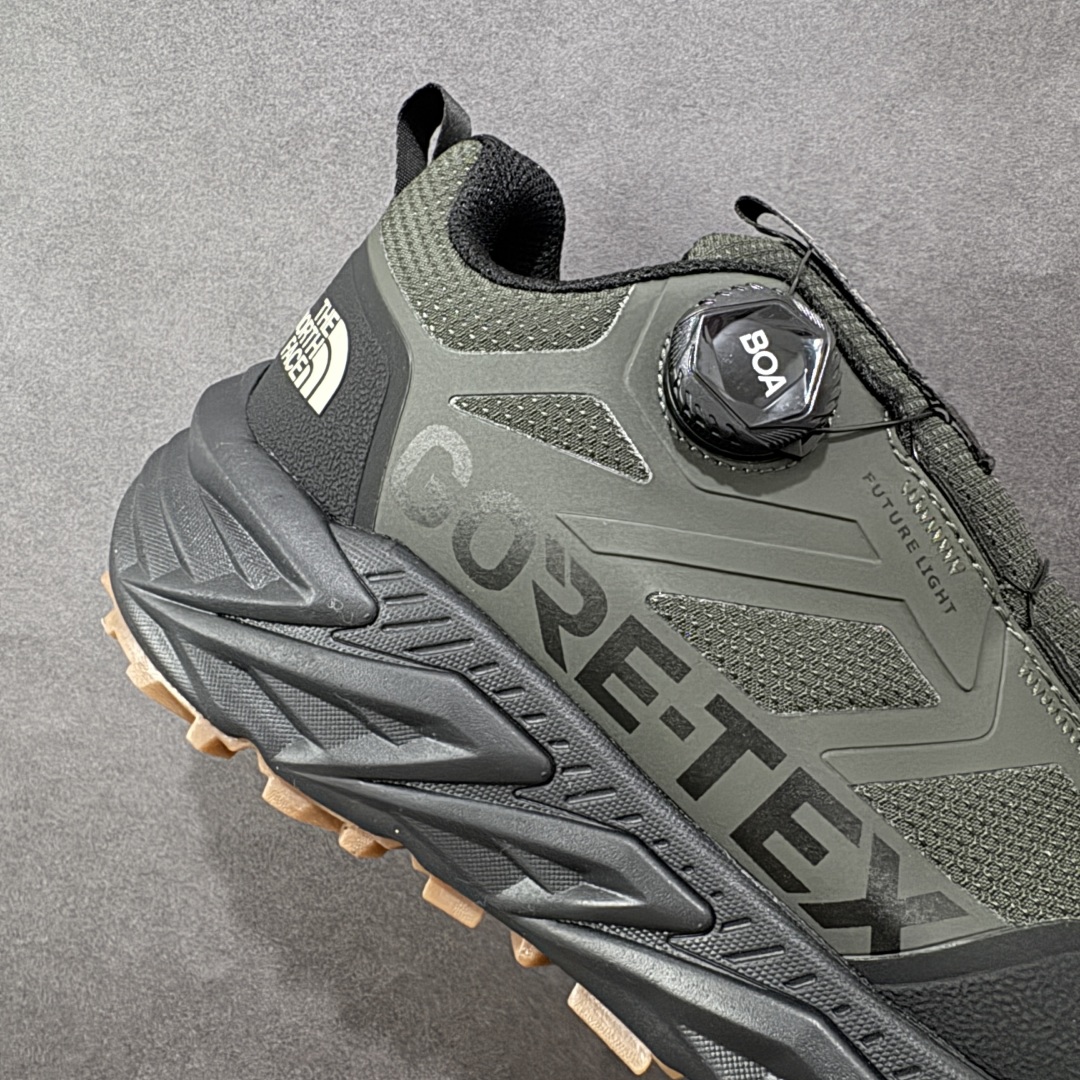 图片[6]-【公司级】The North Face 北面乐斯菲斯户外运动休闲登山鞋越野徒步鞋 广东大厂品质 面料采用进口磨砂牛皮 鞋底采用Vibram黄金大底 专门为鞋底设计的橡胶以出色的耐磨性 良好的防滑性或得不少户外运动爱好者的喜欢 专业户外登山品牌（北面）The North Face自1966年创立，由两位热爱登山徒步的年轻登山者于美西旧金山开创，不断透过研发与创新，并且将最先进的技术结合在服装与鞋款设计，生产多种外型帅气且专业能力非常强的户外运动装备而备受欢迎。 尺码：39-45（运动鞋码）-选品中心