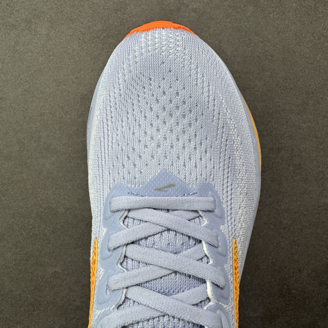 图片[8]-【CK纯原版】外贸热款专供 Brooks 布鲁克斯 Ghost 17 网面运动鞋 官方售价1K+ 超临界Q弹大底 正确鞋底带钢印 平台专供品质 完美鞋型 做工清洁度 软碳大底 透气鞋面 跑步健身优选版本 尺码：36 36.5 37.5 38 38.5 39 40 40.5 41 42 42.5 43 44 45 46-选品中心