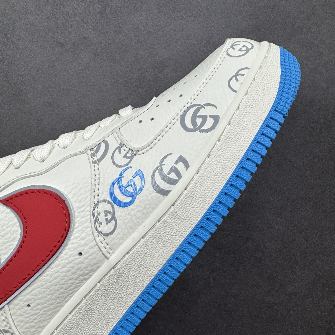 图片[5]-【定制版】Nike Air Force 1\’07 Low 古驰联名 白红蓝 空军一号低帮休闲板鞋  #高级夜光效果 工艺难度大 原楦头原纸板 原装鞋盒 原厂鞋底 超高清洁度 细节完美 货号：SC0601-572  尺码：36 36.5 37.5 38 38.5 39 40 40.5 41 42 42.5 43 44 44.5 45-选品中心