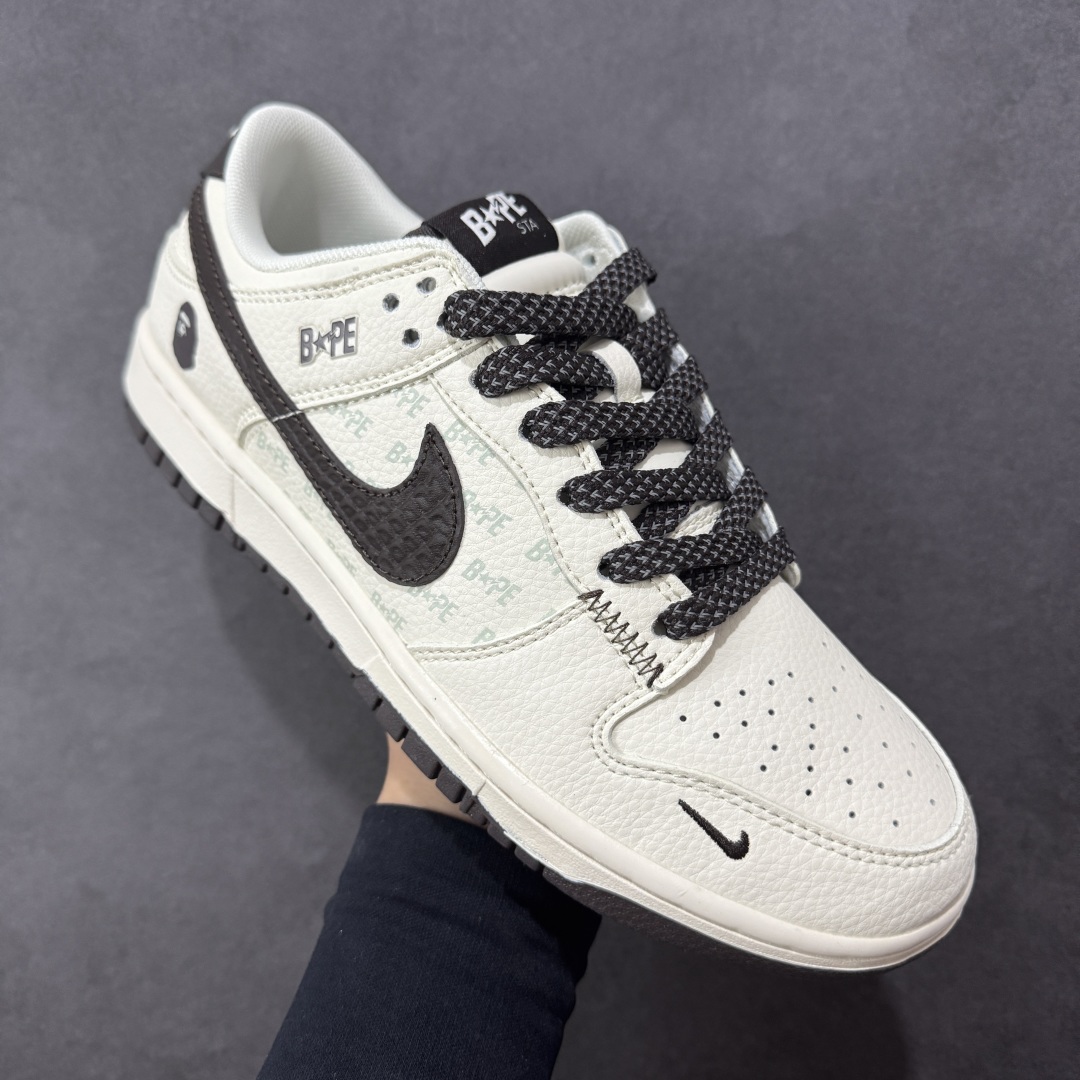 图片[3]-【定制版】Nike SB Dunk Low Bape联名 鳞纹米棕勾 高端定制 低帮休闲板鞋  #定制鞋盒 大厂纯原品质出货 超高清洁度 皮料切割干净无任何毛边 细节完美 货号：QW5836-016  尺码：36 36.5 37.5 38 38.5 39 40 40.5 41 42 42.5 43 44 44.5 45-选品中心