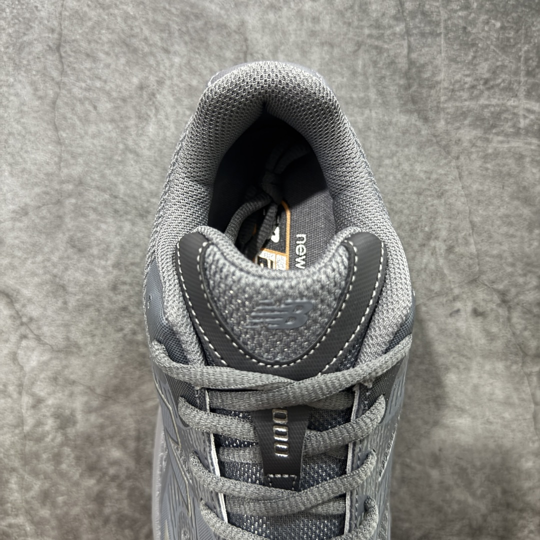 图片[8]-【纯原版】New Balance 新百伦 NB2000 网面休闲鞋 U2000ETA NB官方重磅新品 一款融合复古设计与现代科技的跑鞋，以其经典的造型和舒适脚感，成为2025年复古潮流爱好的推荐单品。 极具视觉冲击力的5根ABZORB单元，以及无缝鞋面的设计，加上3M反光材质的装饰，比之前推出的9060系列更夸张，更具未来感。 货号：U2000FD 尺码：36-46.5-选品中心