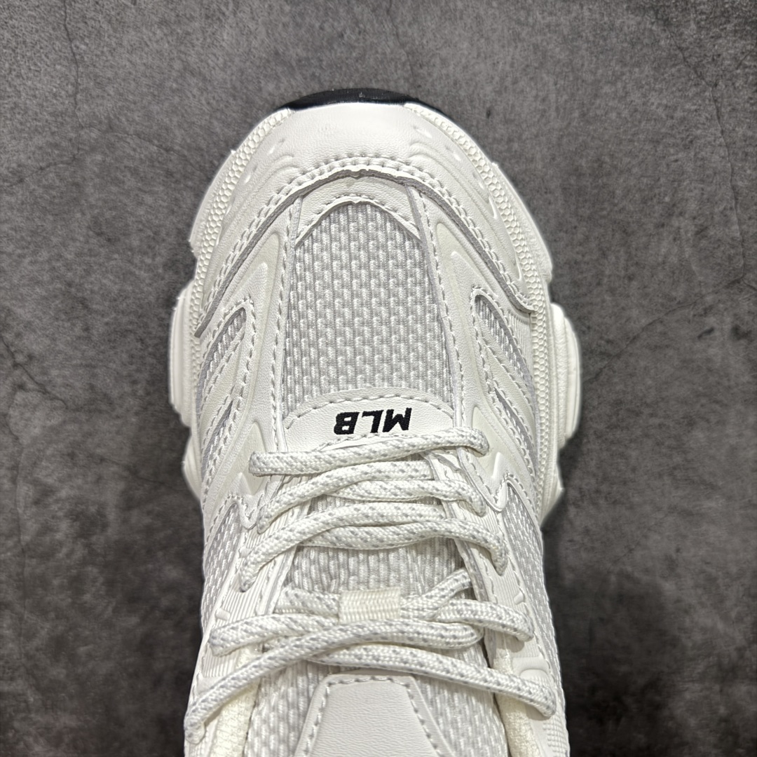 图片[5]-【公司级】MLB Winner Chunky 25新款 NY百搭舒适休闲潮流运动厚底增高 防滑耐磨 低帮 老爹鞋 男女同款 潮流厚底时尚街头赛博皮面老爹鞋 MLB官方同步出货 虞书欣等众多潮流明星同款 高弹双层MD大底 原楦原档案数据开发版型（完美鞋头弧度/后套收口效果🆚市面文案版本‼️） 原厂立体填充鞋舌海绵 中底注胶孔原数据开发模具大底原厂转印标市面上唯一纯原版本 原材料打造 内增高6cm 原厂1：1模具开发 原厂进口纳米材质 原厂 全套手提袋 原盒雷射防伪标包装 天猫订单品质 官网尺码：35 36 36.5 37.5 38 38.5 39 40 40.5 41 42 42.5 43 44 45-选品中心