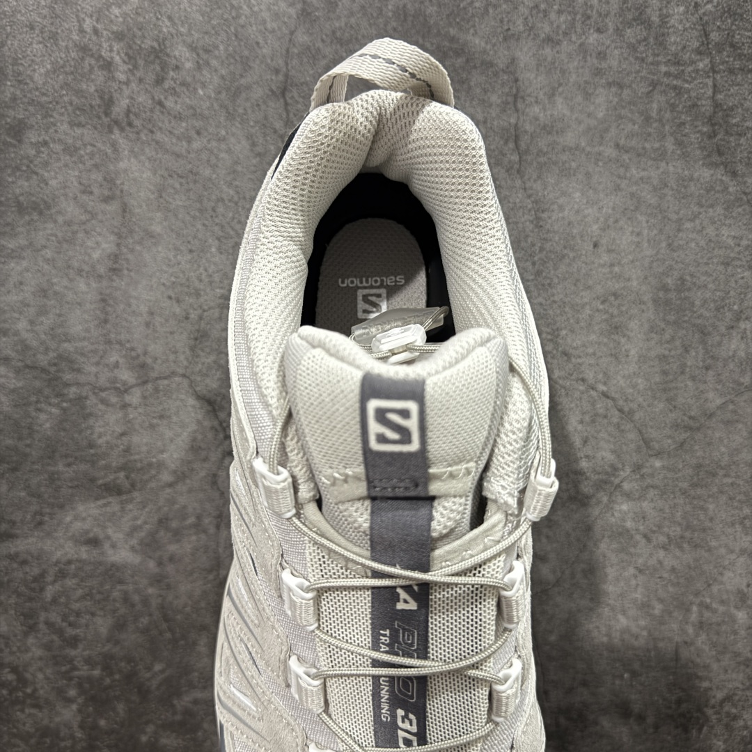 图片[8]-【巅峰版】SALOMON XA Pro 3D Suede 灰生胶 472436 萨洛蒙潮流越野机能户外功能鞋 纯原外贸平台特供订单 耗时半年巨作 全套原纸板楦头开发 原厂特供网布配套加持 确保原汁原味 完美呈现版型 原档数据独家私模五层组合大底 男女鞋同步官方开发 原装Ortholite轻量化鞋垫 中底布带钢印编号 原厂TPU锁扣 进口港宝加持 后跟自然饱满 还原公司包裹性 鞋面采用SENSIFT贴合技术 全方位贴合包裹脚型 鞋跟部鞋底牵引设计 提供强大的抓地性能 更适应野外崎岖不平的道路 其3D ADVANCED CHASSIS底盘 材料轻量大化 钉齿设计更具稳定性 防护性 鞋底易磨损区运用CONTAGRIP高耐磨材料 应对城市硬质路面长距离跑考验 尺码：36 36.5 37.5 38 38.5 39 40 40.5 41 42 42.5 43 44 44.5 45 46-选品中心