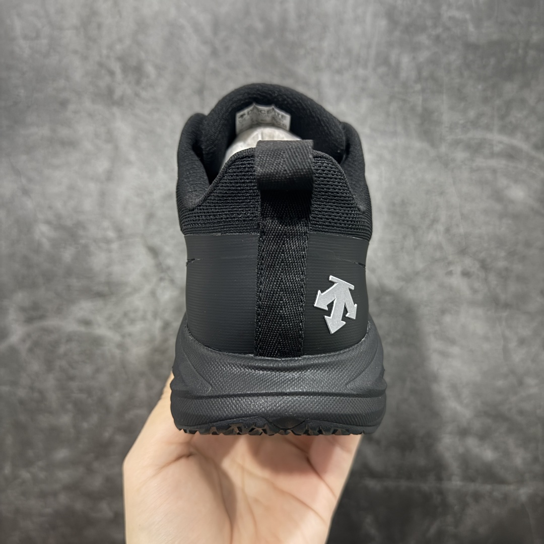 图片[4]-【莞产纯原版】迪桑特Descente Easy GTX 跑步系列 针织“黑武士” 莞产顶级 独立私模开发，只为真正还原zp 私人定制原版鞋面，舒适透气更好定型 城市通勤/运动健身/轻户外徒步 黑色系潮鞋还有机能风的设计感 原版开发大底，脚感特别轻盈 尺码：39 40 41 42 43 44-选品中心