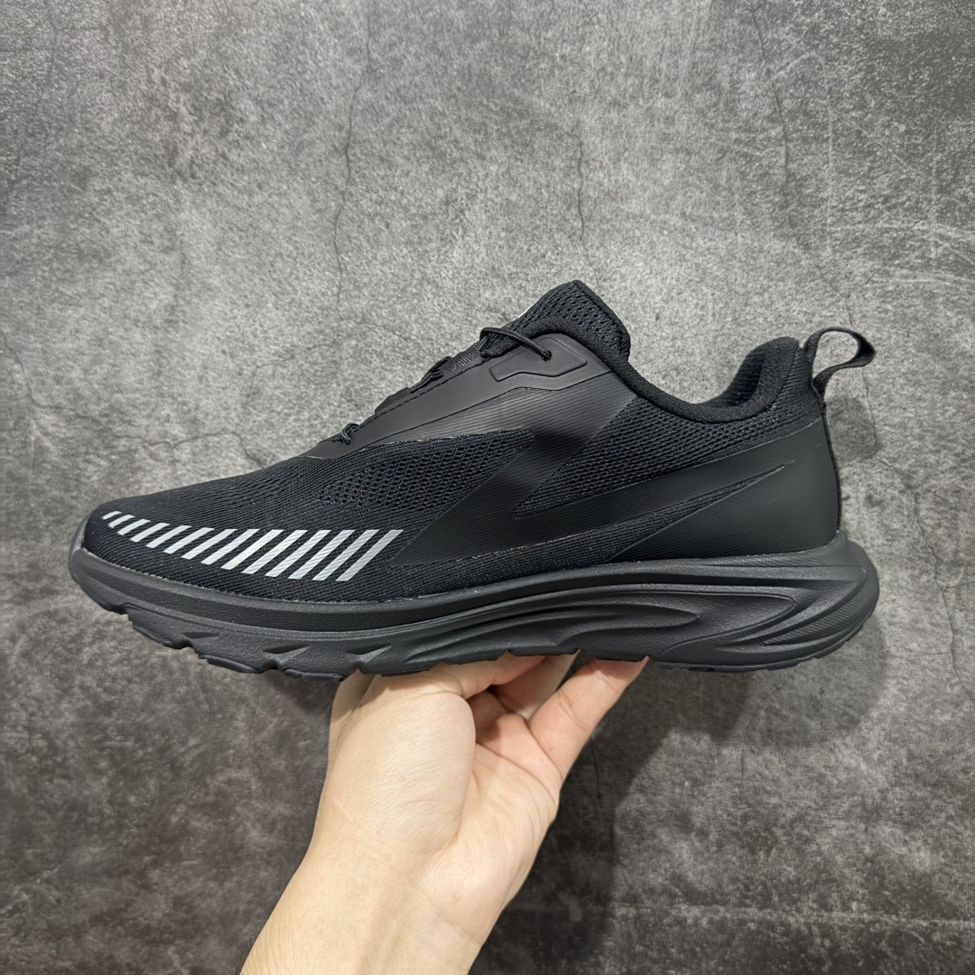 图片[2]-【莞产纯原版】迪桑特Descente Easy GTX 跑步系列 针织“黑武士” 莞产顶级 独立私模开发，只为真正还原zp 私人定制原版鞋面，舒适透气更好定型 城市通勤/运动健身/轻户外徒步 黑色系潮鞋还有机能风的设计感 原版开发大底，脚感特别轻盈 尺码：39 40 41 42 43 44-选品中心