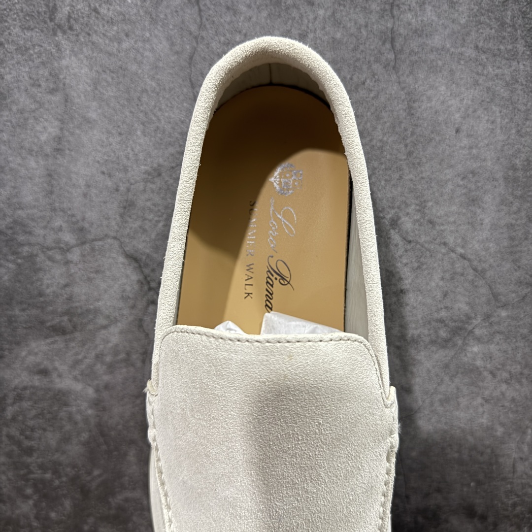 图片[8]-【佛山超A版】Loro Piana LP Walk Low 生活系列低帮复古百搭德训风休闲运动板鞋一脚蹬 意大利顶级奢侈品牌·诺悠翩雅 这款新款绒面革网球鞋采用超低帮设计 适合全年穿着 并具有防水性能 包边鞋底营造轻松迷人的色彩组合 将功能性与低调个性风格和谐融合 打造都市着装的理想鞋履选择 鞋跟处饰以Kummel色嵌片 柔软小牛皮鞋舌 压印LP徽标 棉质鞋带材质 鞋面：牛剖层绒面革 鞋底：橡胶 衬里：牛皮革 尺码： 39 40 41 42 43 44 45-选品中心