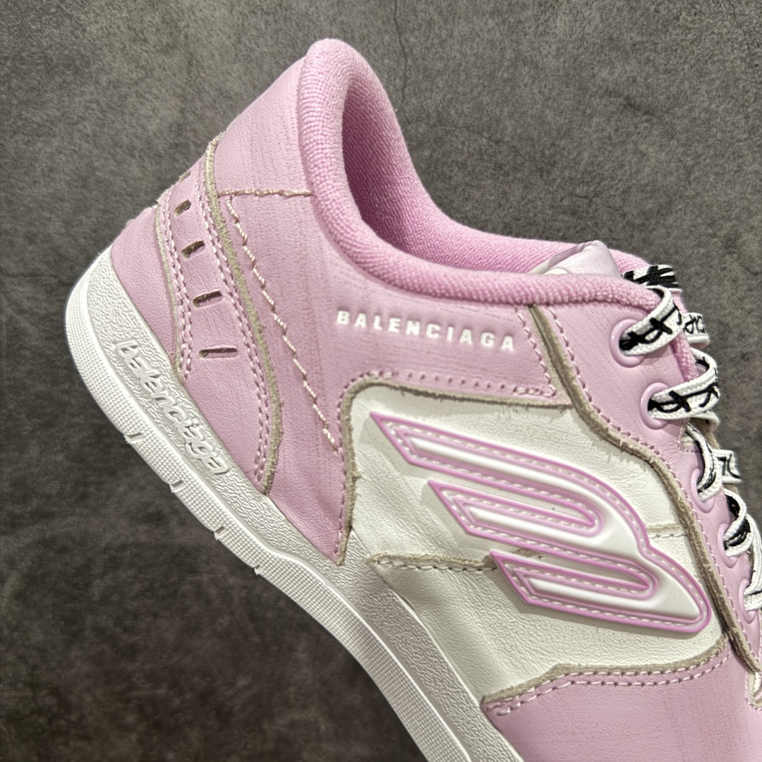 图片[7]-【XA纯原版】Balenciaga Hamptons Worn-Out 巴黎世家十八18代 涤纶（聚酯纤维）牛皮革 圆头系带 低帮 生活休闲板鞋 全套原纸板楦头开发 最原汁原味的灵魂版型 全鞋荧光划线卡点 胶水把控整洁度追求极致完美 每一双都是工艺品 多重QC质检 超越公司货的品控标准 实实在在的免检产品 原盒原配 正确字体电绣 粗细、位置、大小正确 侧边TPU 透气孔匹配意产原版 正确分离大底 TPU软底 原版一致大底LOGO 立体感十足 原厂皮料水洗做旧 采购原厂网纱 偏大一码 尺码：35 36 37 38 39 40-选品中心