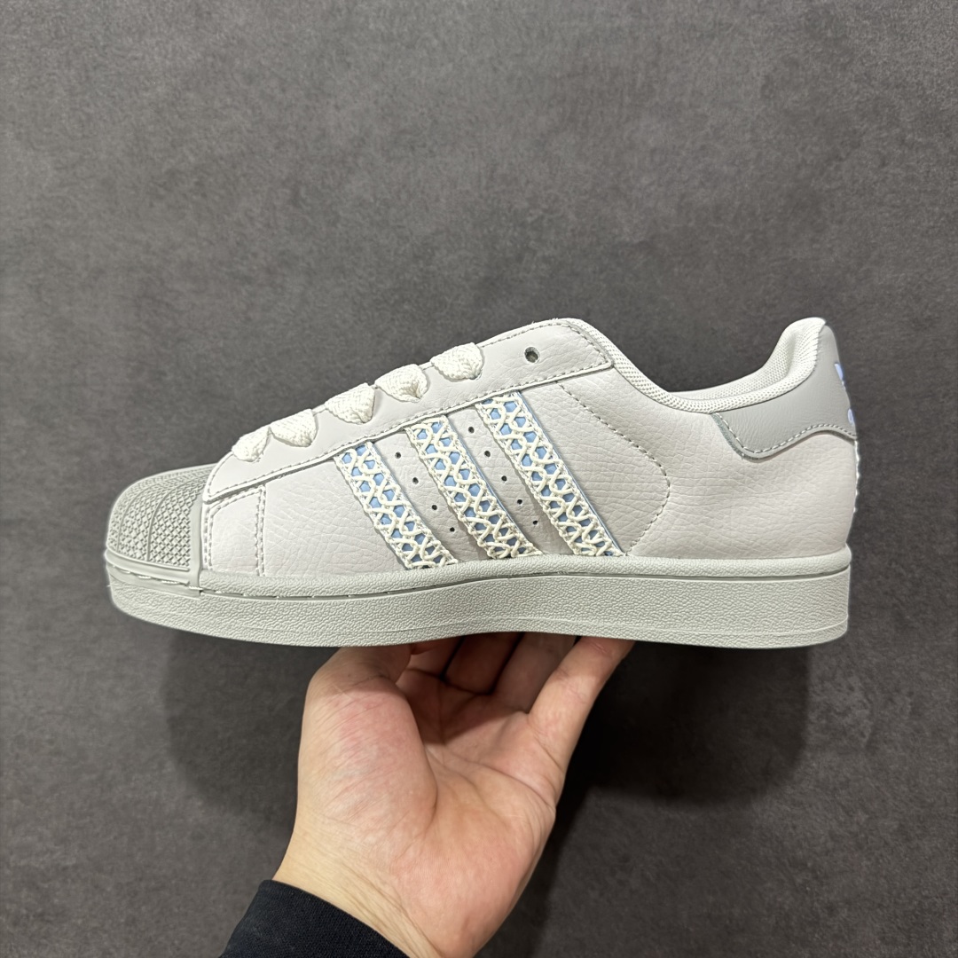 图片[2]-【公司级】AD Originals Superstar II 贝壳头 采用全新头层拼接皮革材质后跟采用特色3D立体印字 渠道正品订单 诠释市场最高工艺水平全鞋进口头层皮料打造区别市面普通真标版本，进出专柜无压力 货号：JQ8729 尺码：35 36 36⅔ 37⅓ 38 38⅔ 39⅓ 40 40⅔ 41⅓ 42 42⅔ 43-选品中心