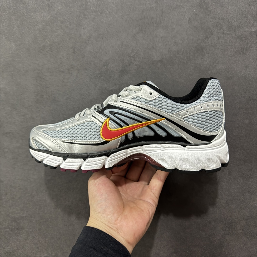 图片[2]-【原厂版】Nike Air Max Moto 2K 百搭舒适耐磨 低帮跑步鞋 银橙 官方同步配色 夏季新款 低帮轻便休闲透气网面跑步鞋 货号： HQ2056 尺码： 36 36.5 37.5 38 38.5 39 40 40.5 41 42 42.5 43 44 45-选品中心