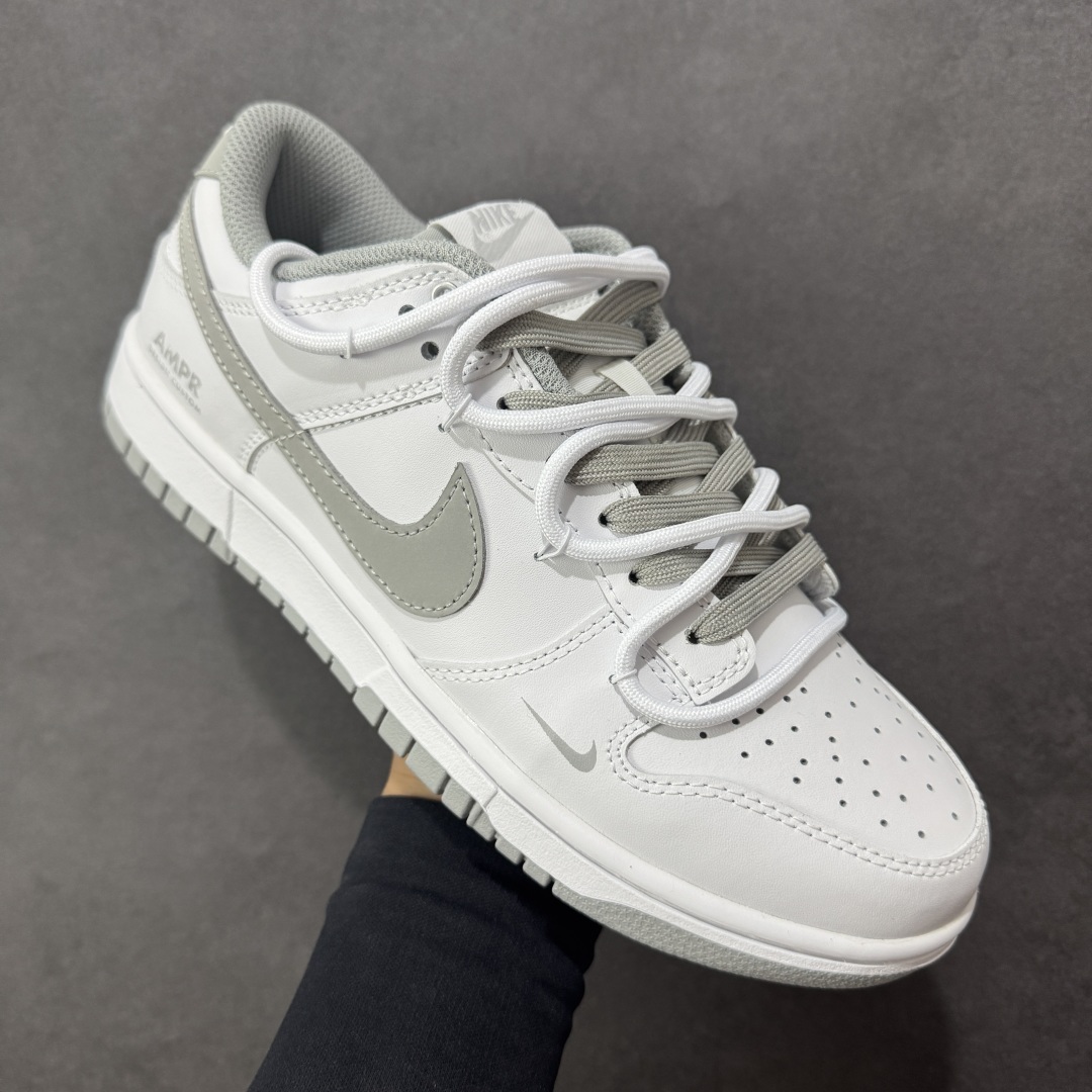 图片[3]-【YC版】Nike Dunk Low Retro ‘DIY高端定制’耐克 低帮休闲运动板鞋 原装头层材料 独家版型蒸餾加工帶來的是更好的视觉和脚感体验 清洁度 电绣工艺 皮料切割干净无任何毛边 细节完美 货号：WG0528-095 尺码：40-46带半码 编码：HXSB310320-选品中心