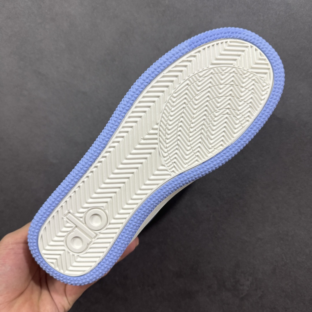 图片[9]-【定制版】Alo Yoga Recovery Mode 拉布布，人气单品 舒适简约防滑耐磨低帮休闲板鞋 Alo Yoga于2007年创立于洛杉矶，意在传播有意识的运动，同时激发人们的健康意识与创造力。品牌的核心理念在于制作能够带来完美体验的瑜伽服饰与功能性单品，让有意识的运动融入并改变生活。 尺码：36-45-选品中心