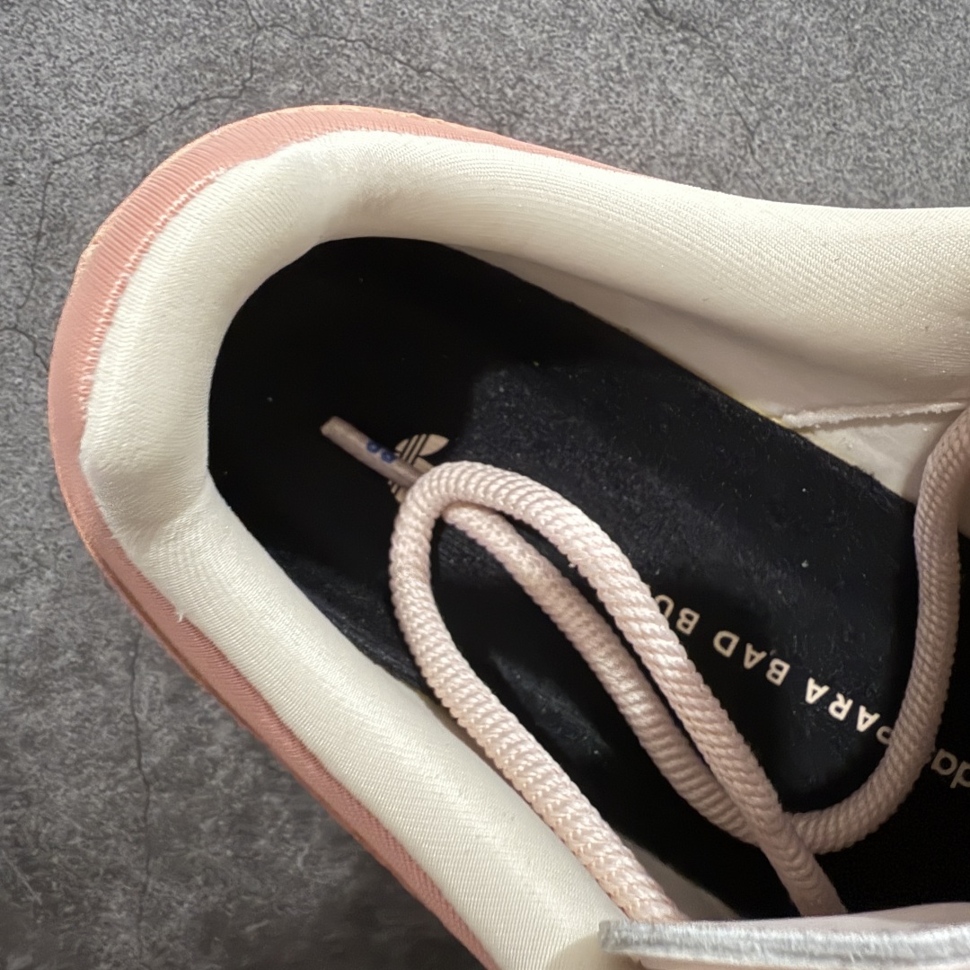 图片[8]-【纯原神版】Bad Bunny x AD 阿迪 Gazelle Indoor 坏痞兔联名低帮运动休闲板鞋 JS5052 鞋面采用皮革环保纤维革材质 外置RB橡胶大底，耐磨不打滑 T字鞋头设计，侧边金色logo 尺码：35.5 36 36.5 37 38 38.5 39 40 40.5 41 42 42.5 43 44 44.5 45-选品中心