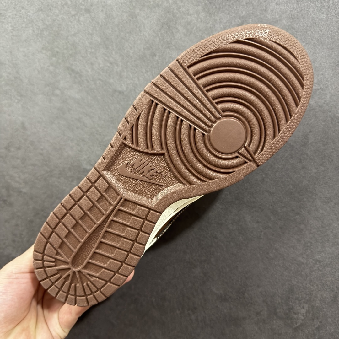 图片[9]-【定制版】Nike SB Dunk Low“ 棕拉布布” 周年高端定制 低帮休闲板鞋 定制鞋盒 大厂纯原品质出货 超高清洁度 皮料切割干净无任何毛边 细节完美 货号：SR2025-007 尺码： 36 36.5 37.5 38 38.5 39 40 40.5 41 42 42.5 43 44 44.5 45-选品中心