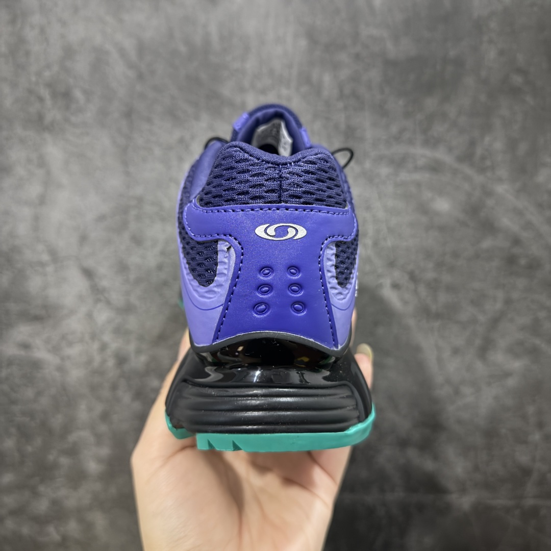 图片[4]-【666版本】SALOMON萨洛蒙 XT-WHISPER VOID 鎏光系列轻便反光跑步鞋 男女同款 幻夜紫 478754 纯原外贸平台特供订单 耗时半年巨作 #全套原纸板楦头开发 #原厂特供网布配套加持 #确保原汁原味 完美呈现版型 #原档数据独家私模五层组合大底 #男女鞋同步官方开发至46 #原装Ortholite轻量化鞋垫 #中底布带钢印编号 原厂TPU锁扣 #进口港宝加持 后跟自然饱满 还原公司包裹性 #鞋面采用SENSIFT贴合技术 #全方位贴合包裹脚型 #鞋跟部鞋底牵引设计 #提供强大的抓地性能 #更适应野外崎岖不平的道路 #基于 SALOMON 初代 XT 鞋身造型并搭载 4D ADVANCED CHASSIS™ 大底打造而成 为这款 XT-WHISPER 带来了多项足部控制与保护等功能性 如在运动过程中控制左右晃动的过程而提高稳定性、改善长途越野过程中足中到足尖的过渡、提高感知岩石的精确度以抵抗尖锐物体对脚底的伤害以及采用动态缓冲来增强穿着舒适感 从而减轻疲劳感 使 XT-WHISPER 成为一双舒适且安全的户外之履 货号：478754 尺码：36 36.5 37.5 38 38.5 39 40 40.5 41 42 42.5 43 44 45 46-选品中心