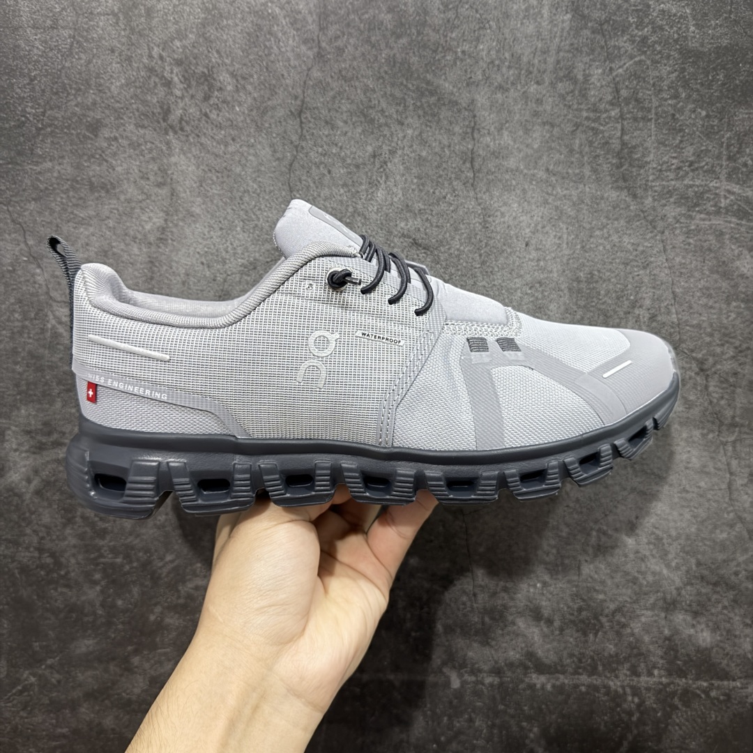 【PE版本】On 昂跑训练鞋Cloud 6代 新品男女同款缓震徒步鞋厚底增高运动老爹鞋 云模块高弹eva十橡胶组合,缓震回弹双效合一,抓地力及耐磨性兼备原装进口织物鞋面,厚实兼备透气性,同步原版高频压印及压胶处理,3m反光加持缓震性能提升:cloudtilt 2.0采用了先进的缓震技术,能够有效减少跑步时对关节的冲击,保护运动者的健康。其独特的缓震系统设计能够提供稳定的支撑,确保跑者在跑道上尽情释放潜能。 这款运动鞋注重透气性和舒适性,采用轻盈透气的材料,确保双脚在奔跑中感受自由和快感。紧密贴合脚型的设计,提供稳定的支撑,让跑者在奔跑中更加自如。 尺码:36 36.5 37 38 38.5 39 40 40.5 41 42 42.5 43 44 44.5 45-选品中心