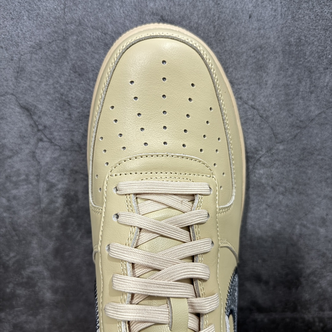 图片[5]-【Top纯原】OFF-WHITE X NK Air Force 1 \” OW联名空军一号低帮板鞋 市售最高工艺 知名厂牌 国内头部一线大厂出品 原鞋原厂贝利皮料打造 正确卡色 所有材料均来自原厂 细节对比原鞋 外贸充正 高端零售专供品质 货号：FD6900-200 尺码：40 40.5 41 42 42.5 43 44 44.5 45 46 47.5-选品中心