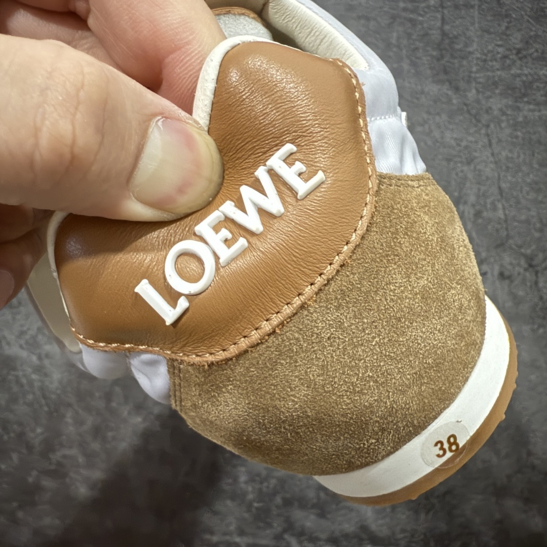 罗意威LOEWE 2025 | Ballet Runner2.0 新款芭蕾舞鞋 目前市场最优品质 细节完