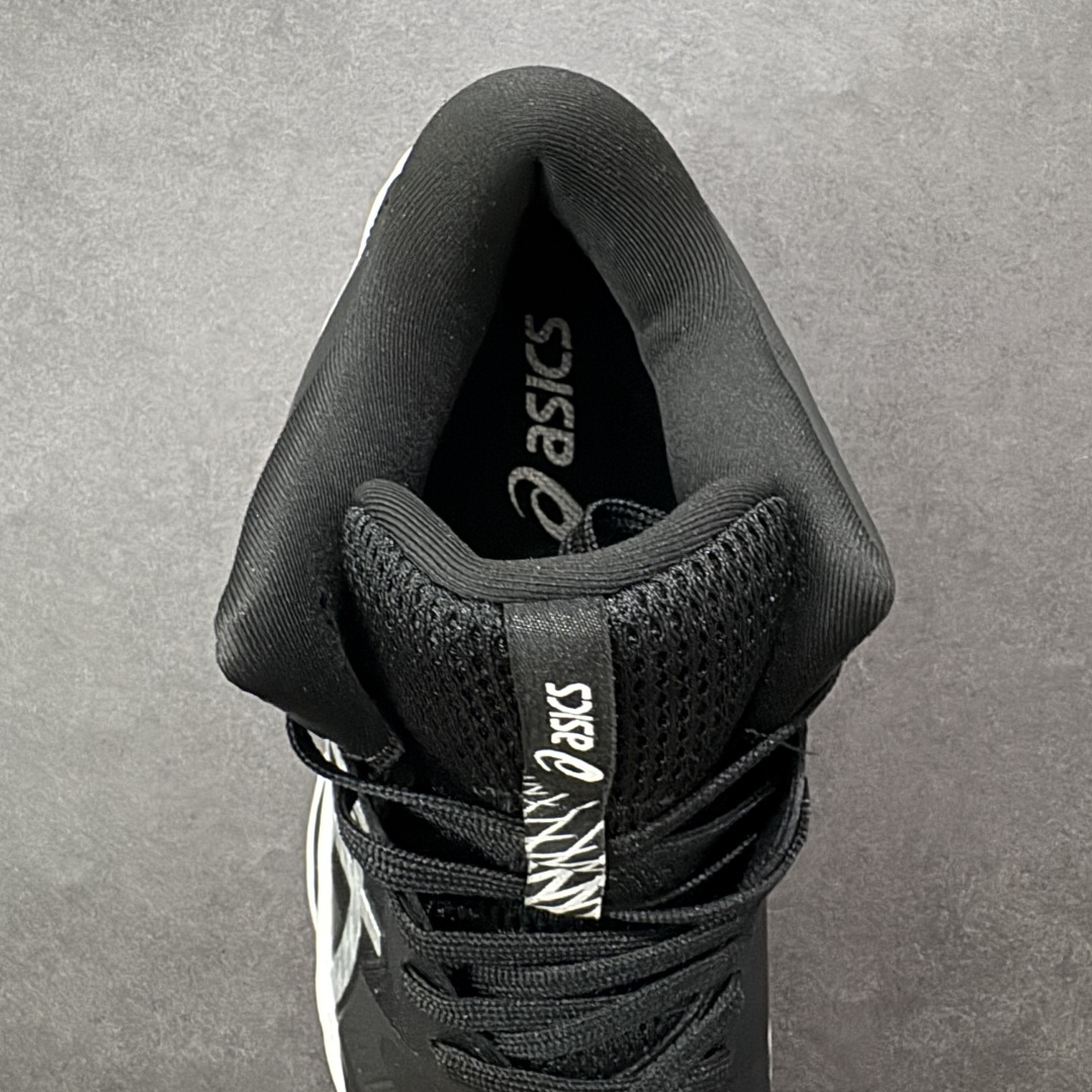 图片[7]-【定制版】Asics Sky Elite FF 3 亚瑟士舒适百搭 中帮 排球训练鞋 男女款 黑白 一款专为排球运动员设计的高性能运动鞋。中底采用亚瑟士独家的ff blast+发泡材质，不仅强化了回弹性能，还让触地体验更加柔软。这种材料在提供充足缓震的同时，还能帮助运动员更有效地利用地面反作用力，从而增强弹跳力。为了提升运动时的稳定性，Asics Sky Elite FF 3排球鞋内置了巨型树脂支撑片risetruss。这一设计能够防止脚部在快速移动或跳跃时发生扭转，让运动员能够更自信地应对各种动作。鞋底采用耐磨橡胶材质，这种材料具有出色的耐磨性和抓地力。无论是在室内木地板还是室外场地，Asics Sky Elite FF 3排球鞋都能提供稳定的支撑和抓地效果。鞋面材料经过精心挑选，既保证了足够的强度，又具有良好的透气性。这样，运动员在运动过程中就能保持脚部的干爽和舒适。Asics Sky Elite FF 3排球鞋凭借其出色的科技亮点、设计特点和适用场景与人群，成为了一款备受排球运动员青睐的高性能运动鞋。 货号：1051A084-001 尺码：36 37 37.5 38 39 39.5 40 40.5 41.5 42 42.5 43.5 44 44.5 45 46 编码：GLB250260-选品中心
