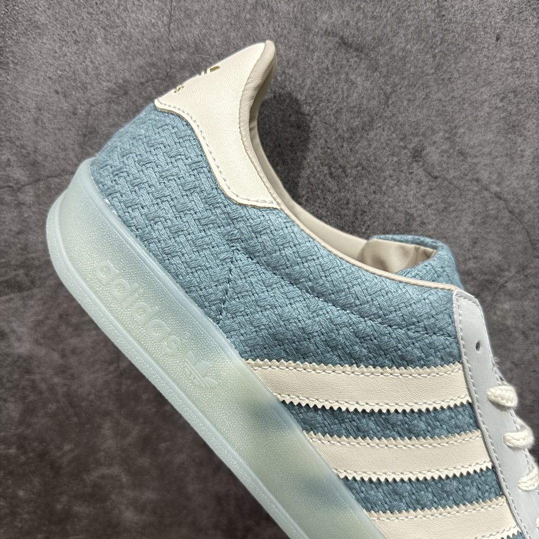 图片[7]-【纯原XL版本】Adidas Originals Gazelle INdoor 蓝白 三叶草休闲防滑耐磨低帮板鞋 鞋头出色设计 塑就出众贴合感 稳固的后跟贴合足部曲线设计 软弹舒适 不易磨脚 橡胶鞋底配合防滑纹路设计 平稳抓地 货号：JR8852 尺码：35 36 36.5 37.5 38 38.5 39.5 40 40.5 41.5 42 42.5 43 44 45-选品中心