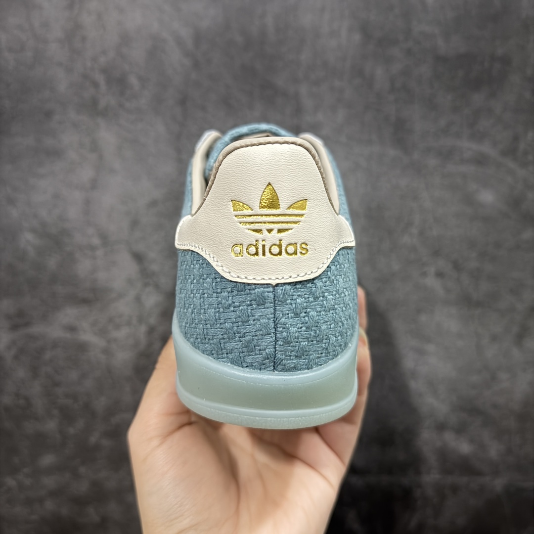 图片[4]-【纯原XL版本】Adidas Originals Gazelle INdoor 蓝白 三叶草休闲防滑耐磨低帮板鞋 鞋头出色设计 塑就出众贴合感 稳固的后跟贴合足部曲线设计 软弹舒适 不易磨脚 橡胶鞋底配合防滑纹路设计 平稳抓地 货号：JR8852 尺码：35 36 36.5 37.5 38 38.5 39.5 40 40.5 41.5 42 42.5 43 44 45-选品中心