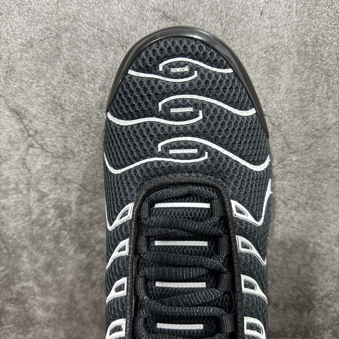 图片[5]-【Max纯原版】Nike Air Max Plus TN气垫系列跑鞋 全新一比一高端版本 真正的市场T1品质 更多配色陆续出货 真正的用心研发 一点一点抠出来的 品质 品控细节 随便闭眼对比市场任何版本 全套原纸板楦头开发 完美呈现版型 工艺流程均与原鞋保持一致 Turned Air 中底缓震技术 鞋面弧度与大底弧度一致 鞋头正确TPU材质 鞋面高频TPU材质1.0厚度 原鞋一致层次感 超越公司货的品控标准 多道QC质检 货号：HQ3029-001 尺码：36 36.5 37.5 38 38.5 39 40 40.5 41 42 42.5 43 44 44.5 45 46-选品中心