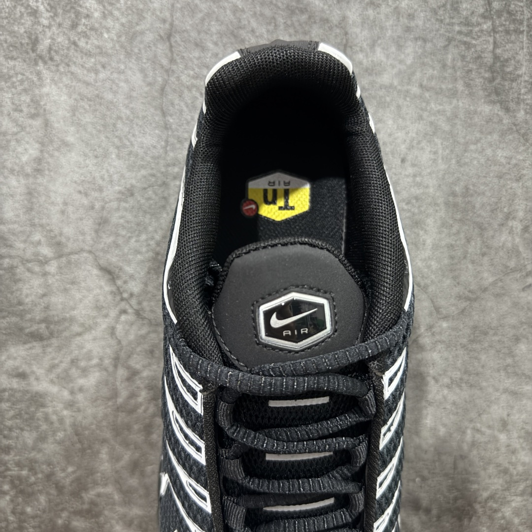 图片[8]-【Max纯原版】Nike Air Max Plus TN气垫系列跑鞋 全新一比一高端版本 真正的市场T1品质 更多配色陆续出货 真正的用心研发 一点一点抠出来的 品质 品控细节 随便闭眼对比市场任何版本 全套原纸板楦头开发 完美呈现版型 工艺流程均与原鞋保持一致 Turned Air 中底缓震技术 鞋面弧度与大底弧度一致 鞋头正确TPU材质 鞋面高频TPU材质1.0厚度 原鞋一致层次感 超越公司货的品控标准 多道QC质检 货号：HQ3029-001 尺码：36 36.5 37.5 38 38.5 39 40 40.5 41 42 42.5 43 44 44.5 45 46-选品中心