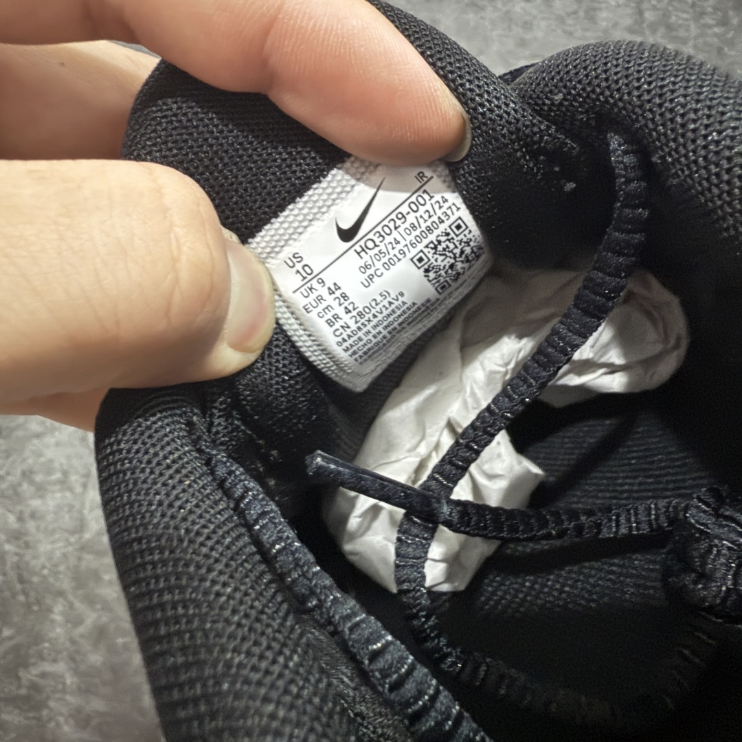 图片[7]-【Max纯原版】Nike Air Max Plus TN气垫系列跑鞋 全新一比一高端版本 真正的市场T1品质 更多配色陆续出货 真正的用心研发 一点一点抠出来的 品质 品控细节 随便闭眼对比市场任何版本 全套原纸板楦头开发 完美呈现版型 工艺流程均与原鞋保持一致 Turned Air 中底缓震技术 鞋面弧度与大底弧度一致 鞋头正确TPU材质 鞋面高频TPU材质1.0厚度 原鞋一致层次感 超越公司货的品控标准 多道QC质检 货号：HQ3029-001 尺码：36 36.5 37.5 38 38.5 39 40 40.5 41 42 42.5 43 44 44.5 45 46-选品中心