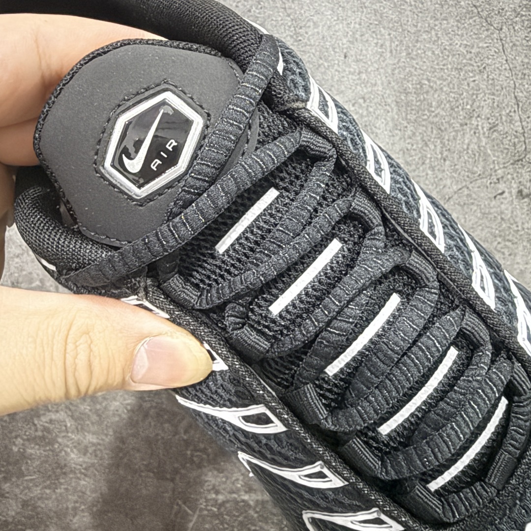 图片[6]-【Max纯原版】Nike Air Max Plus TN气垫系列跑鞋 全新一比一高端版本 真正的市场T1品质 更多配色陆续出货 真正的用心研发 一点一点抠出来的 品质 品控细节 随便闭眼对比市场任何版本 全套原纸板楦头开发 完美呈现版型 工艺流程均与原鞋保持一致 Turned Air 中底缓震技术 鞋面弧度与大底弧度一致 鞋头正确TPU材质 鞋面高频TPU材质1.0厚度 原鞋一致层次感 超越公司货的品控标准 多道QC质检 货号：HQ3029-001 尺码：36 36.5 37.5 38 38.5 39 40 40.5 41 42 42.5 43 44 44.5 45 46-选品中心