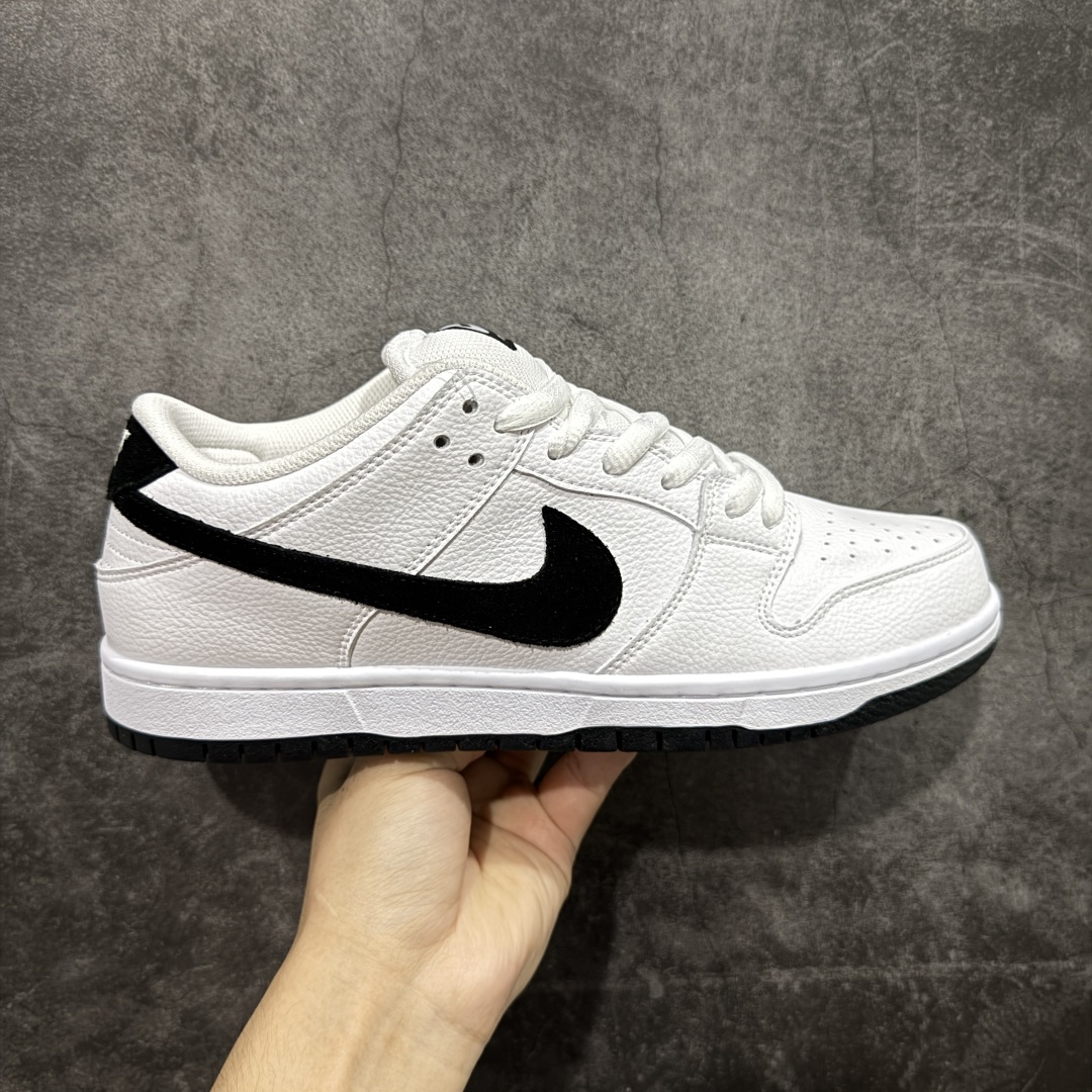 【免修ST版本】Nike SB Dunk Low 经典白黑 低帮休闲板鞋 #配色鞋身通体采用皮革材质打造,配色方面以经典的简约白黑色呈现 货号:HF3704-100 尺码:36 36.5 37.5 38 38.5 39 40 40.5 41 42 42.5 43 44 44.5 45 46-选品中心