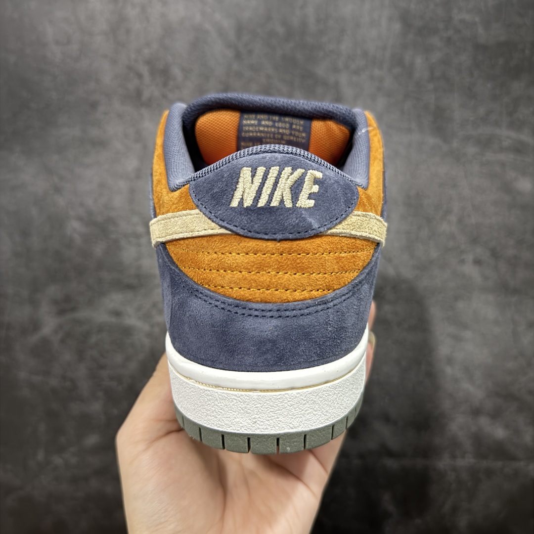 图片[4]-【免修ST版本】Nk SB Dunk Low ”Light Carbon/Monarch“ 美拉德风 低帮休闲板鞋 #款鞋采用全优质绒面革基底制成，确保了耐用性，又带给人一种高级质感。鞋头设计有透气孔，增强透气性，而网眼布和内衬则提供舒适感。 货号：HF3063-002 尺码：36 36.5 37.5 38 38.5 39 40 40.5 41 42 42.5 43 44 44.5 45 46-选品中心