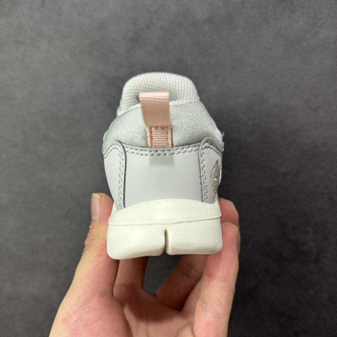 图片[4]-【福利特价】奥莱童鞋毛毛虫特价！白菜价体验正品！ 奥莱专柜1：1 原盒原标 奥莱直播冲正卖的产品 品质不多说！区别市场货！材质安全，宝宝穿的放心 尺码：23-35-选品中心