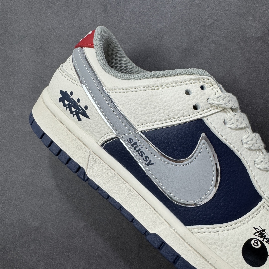 图片[6]-【定制版】Nike SB Dunk Low“斯图西联名——蓝白灰勾” 高端定制 低帮休闲板鞋 定制鞋盒 大厂纯原品质出货 超高清洁度 皮料切割干净无任何毛边 细节完美 货号：SD6868-107 尺码：36 36.5 37.5 38 38.5 39 40 40.5 41 42 42.5 43 44 44.5 45 编码：CCB310320-选品中心