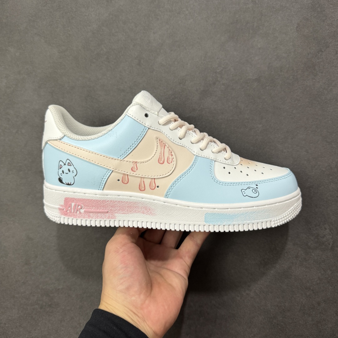 【定制版】Nike Air Force 1\'07 Low 小鱼小猫 空军一号低帮休闲板鞋  #定制皮料 定制鞋盒 原楦原纸板 纯正空军版型 内置全掌气垫 货号:ZH0316-107  尺码:36 36.5 37.5 38 38.5 39 40 40.5 41 42 42.5 43 44 44.5 45 编码:HXSA310320-选品中心