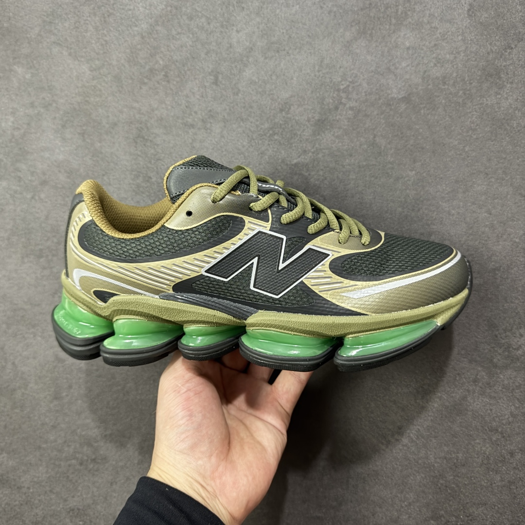 【纯原版】New Balance NB2000 舒适百搭防滑耐磨低帮 休闲跑步鞋 U20006E1 New Balance 在近两年的球鞋市场屡出奇招,在经典鞋型保持进一步增长的同时,推出的每一款新鞋型也都有傲人的战绩。在 327、9060 等鞋型获得成功之后,今天 New Balance 家族又迎来了新鲜血液的注入。这双New Balance 2000 依然是融合了新旧元素的跑鞋造型,命名为 2000,或许是它的设计理念有着 Y2K 的血统。最大的亮点,在于这双鞋的中底。外侧以五个ABZORB 单元,带来极具辨识度和冲击力的视觉效果,让这双鞋在外观和脚感方面都颇具吸引力。 尺码:36-45-选品中心