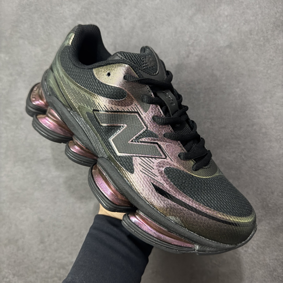 图片[3]-【纯原版】New Balance NB2000 舒适百搭防滑耐磨低帮 休闲跑步鞋 U20006C1 New Balance 在近两年的球鞋市场屡出奇招，在经典鞋型保持进一步增长的同时，推出的每一款新鞋型也都有傲人的战绩。在 327、9060 等鞋型获得成功之后，今天 New Balance 家族又迎来了新鲜血液的注入。这双New Balance 2000 依然是融合了新旧元素的跑鞋造型，命名为 2000，或许是它的设计理念有着 Y2K 的血统。最大的亮点，在于这双鞋的中底。外侧以五个ABZORB 单元，带来极具辨识度和冲击力的视觉效果，让这双鞋在外观和脚感方面都颇具吸引力。 尺码：36-45-选品中心