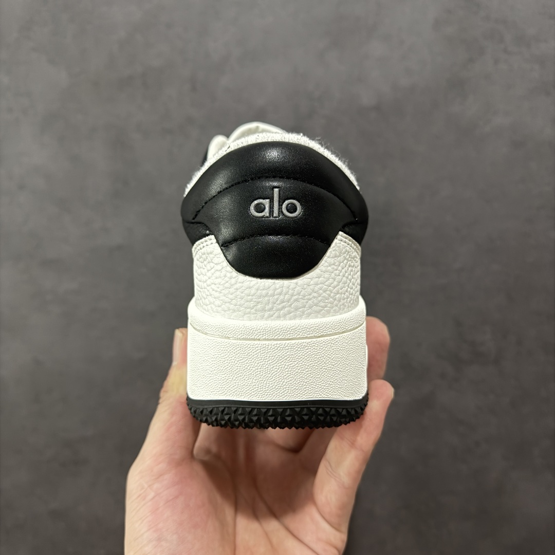 图片[4]-【佛山版本】Alo Yoga Recovery Mode 人气单品 舒适简约防滑耐磨低帮休闲板鞋  Alo Yoga于2007年创立于洛杉矶，意在传播有意识的运动，同时激发人们的健康意识与创造力。品牌的核心理念在于制作能够带来完美体验的瑜伽服饰与功能性单品，让有意识的运动融入并改变生活。  尺码：38-44无半码-选品中心