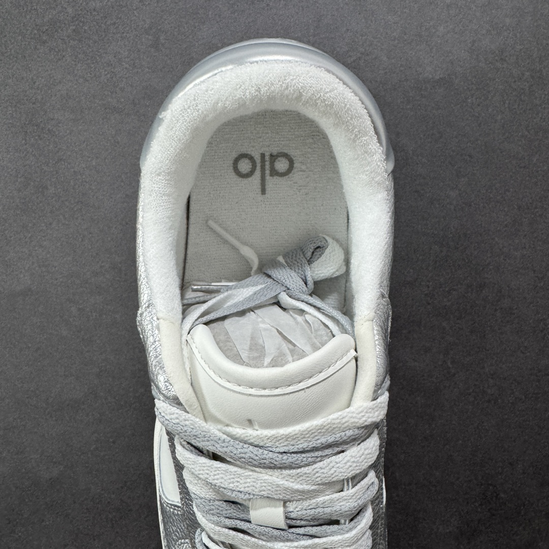 图片[7]-【佛山版本】Alo Yoga Recovery Mode 人气单品 舒适简约防滑耐磨低帮休闲板鞋  Alo Yoga于2007年创立于洛杉矶，意在传播有意识的运动，同时激发人们的健康意识与创造力。品牌的核心理念在于制作能够带来完美体验的瑜伽服饰与功能性单品，让有意识的运动融入并改变生活。  尺码：38-44无半码-选品中心