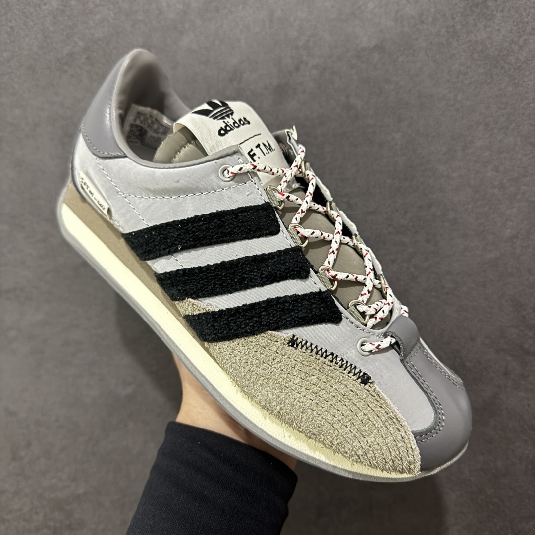 图片[3]-【福利版】Adidas x Song For The Mute 联名款 阿迪三叶草休闲板鞋 #联名款采用尼龙和绒面革的梦幻拼接 低调而富有质感 呈现SFTM一贯的面料美学 皮革材质和尼龙布材质的组合也更具是时代感 亮点十足的斑点鞋带 体现怀旧主义和前卫设计无缝交织 货号： IH7519 尺码：36-45-选品中心