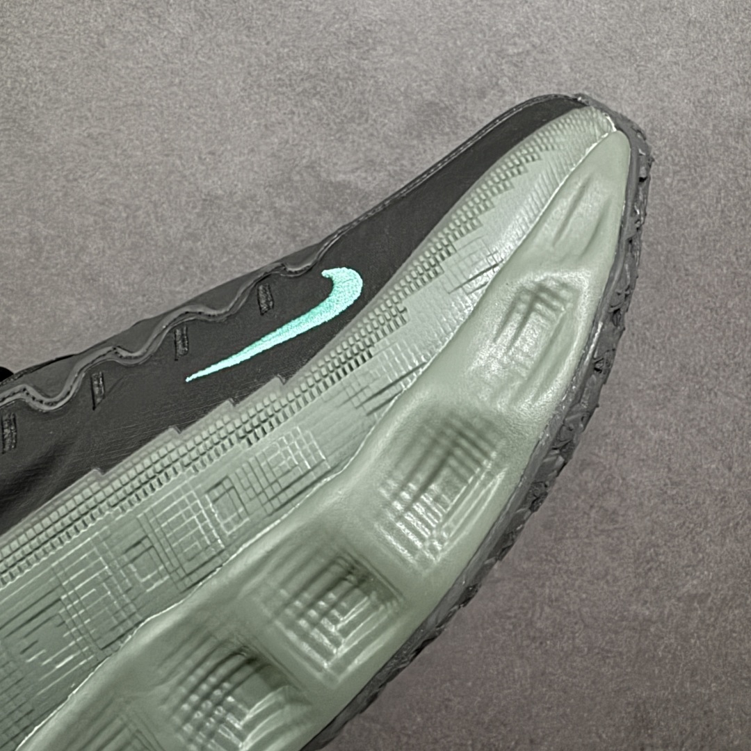 图片[5]-【公司级】Nk Ava Rover Hs 低帮复古运动鞋 该鞋款采用流线型轮廓设计，鞋面结合 TPU 网格支撑结构，中底搭载 ReactX 泡棉材质，外底为 华夫底纹，整体呈现机能风风格。 设计风格：以流线型轮廓和轻薄物料鞋面为主，TPU 网格状支撑结构增强支撑性。 中底技术：采用 ReactX 泡棉材质，提供缓震性能。 外底设计：华夫底纹外底兼顾灵活度和抓地力。 货号：DX4215-006 尺码：36 36.5 37.5 38 38.5 39 40 40.5 41 42 42.5 43 44 44.5 45-选品中心