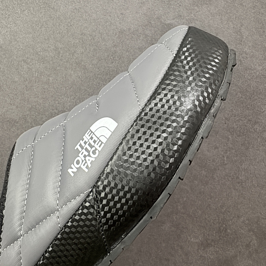 图片[5]-【公司级】The North Face/TNF/北面/乐斯菲斯 家居棉鞋 逛街休闲鞋 ，男女鞋采用尼龙布填充棉鞋面材质，内嵌毛绒里衬和鞋垫,保暖锁热，外置防滑耐磨橡胶底片❗️户外轻旅者鞋履,著名户外品牌-北面The North Face THERMOBALL™ TRACTION MULE V 牵引5代系列户外穆勒风舒适保暖休闲运动踩跟便鞋 类型：男女鞋 尺码：36 37 38 39 40 41 42 43 44 45-选品中心