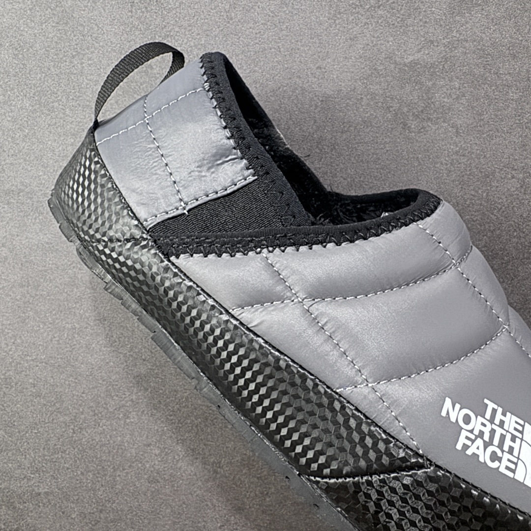 图片[6]-【公司级】The North Face/TNF/北面/乐斯菲斯 家居棉鞋 逛街休闲鞋 ，男女鞋采用尼龙布填充棉鞋面材质，内嵌毛绒里衬和鞋垫,保暖锁热，外置防滑耐磨橡胶底片❗️户外轻旅者鞋履,著名户外品牌-北面The North Face THERMOBALL™ TRACTION MULE V 牵引5代系列户外穆勒风舒适保暖休闲运动踩跟便鞋 类型：男女鞋 尺码：36 37 38 39 40 41 42 43 44 45-选品中心